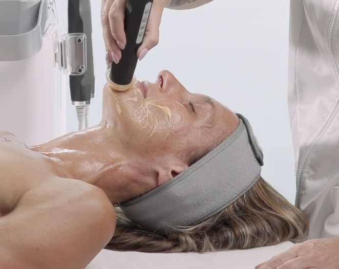 LA SCIENZA DIETRO LA TECNOLOGIA